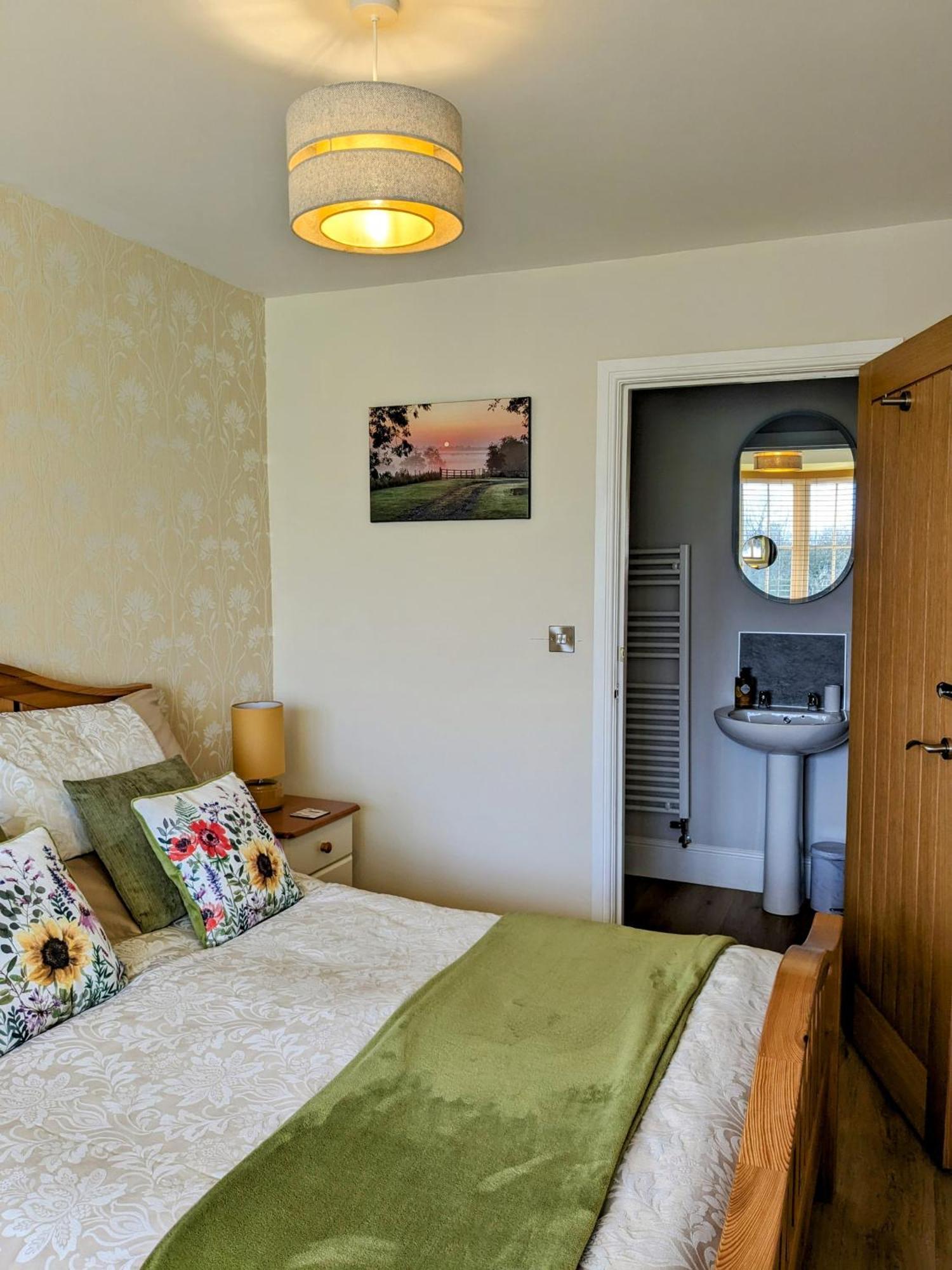 Rosegarth Bed And Breakfast Marton near Pickering Room photo
